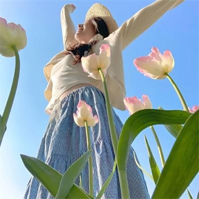 女人不易做国语海报